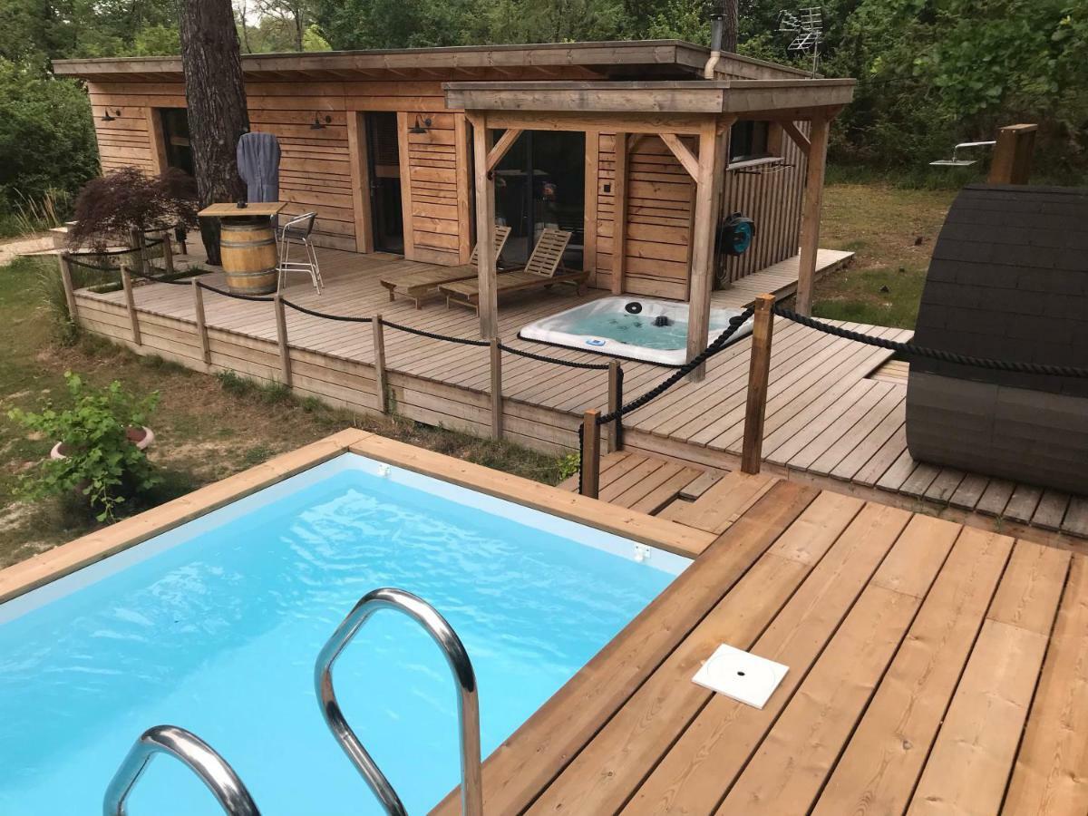 La Cabane A Papi Thenac  Luaran gambar